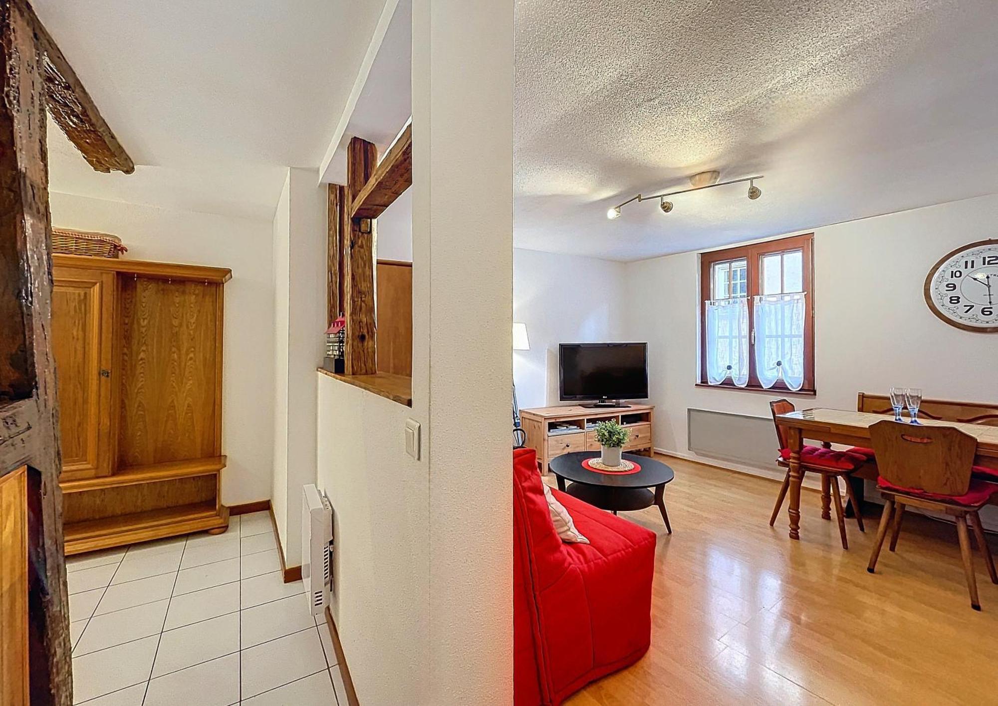 Jeannala Apartment รีควีร์ ภายนอก รูปภาพ